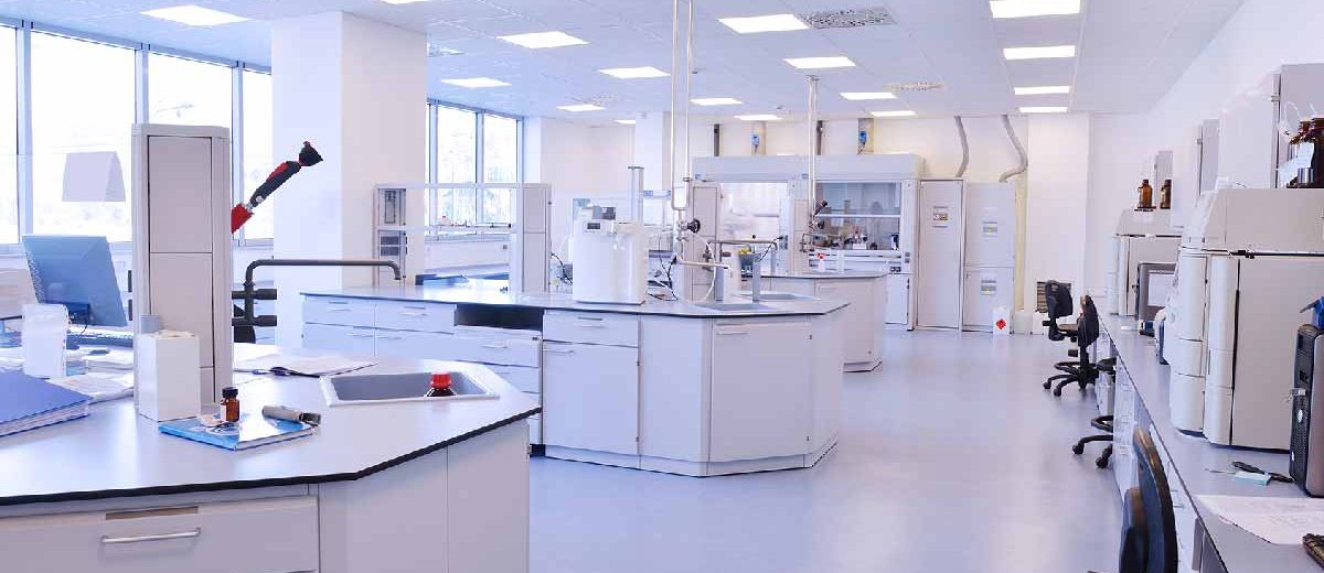 Équipements de laboratoire modernes